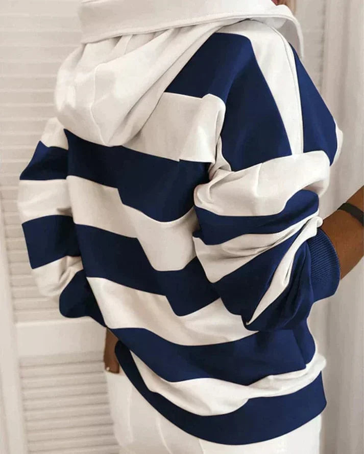 Pulover cu design clasic