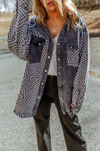 Jachetă cu design atent