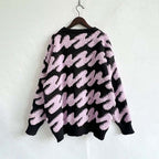 Pulover cu design grațios