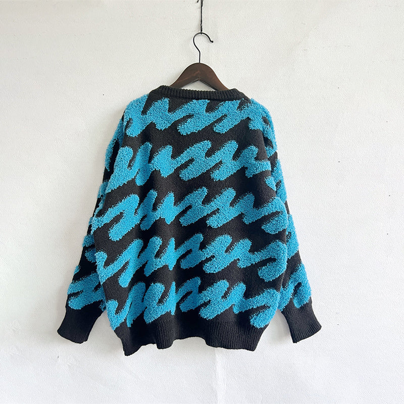 Pulover cu design grațios