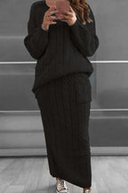 Pulover cu design atent