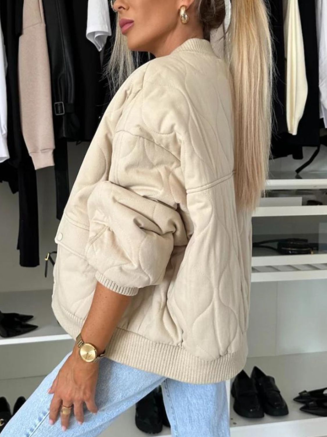 Jachetă cu design elegant
