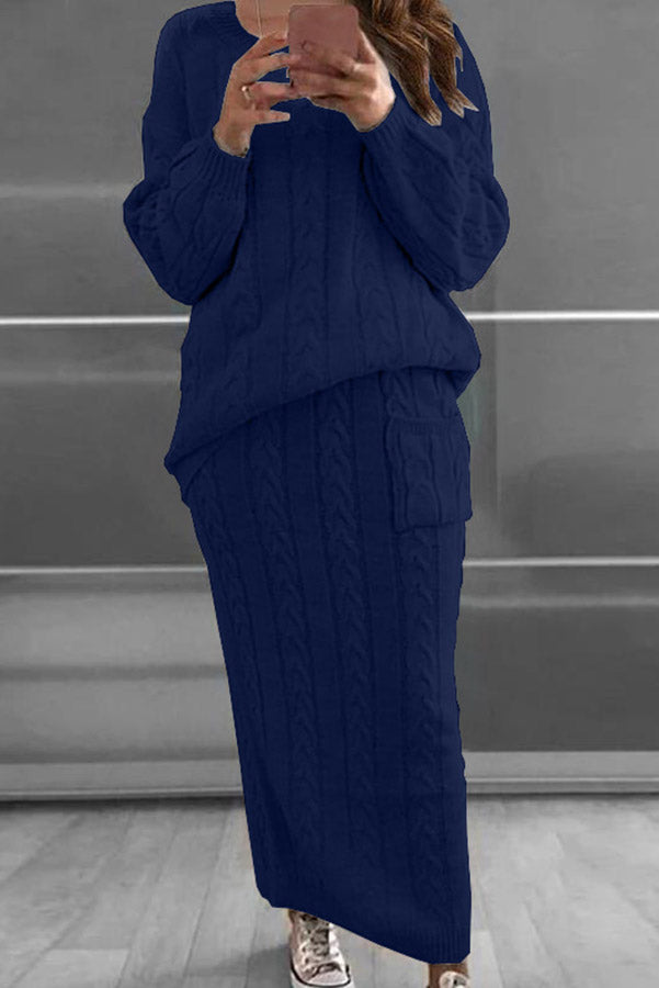 Pulover cu design atent