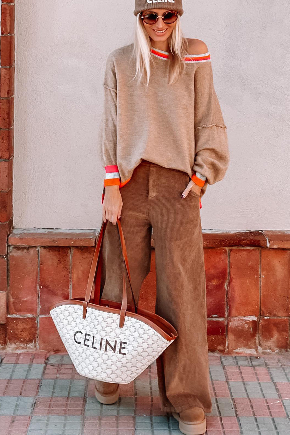 Pulover cu design grațios