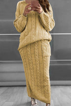 Pulover cu design atent