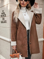 Jachetă cu design atent