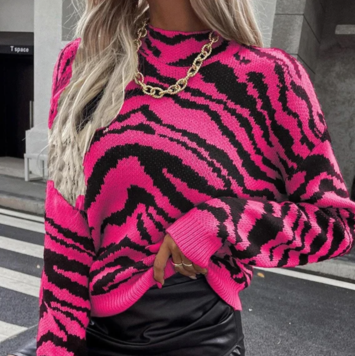 Pulover cu inspirație vintage