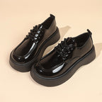 Adidași Ortopedici cu Inspirație Vintage