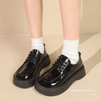 Adidași Ortopedici cu Inspirație Vintage