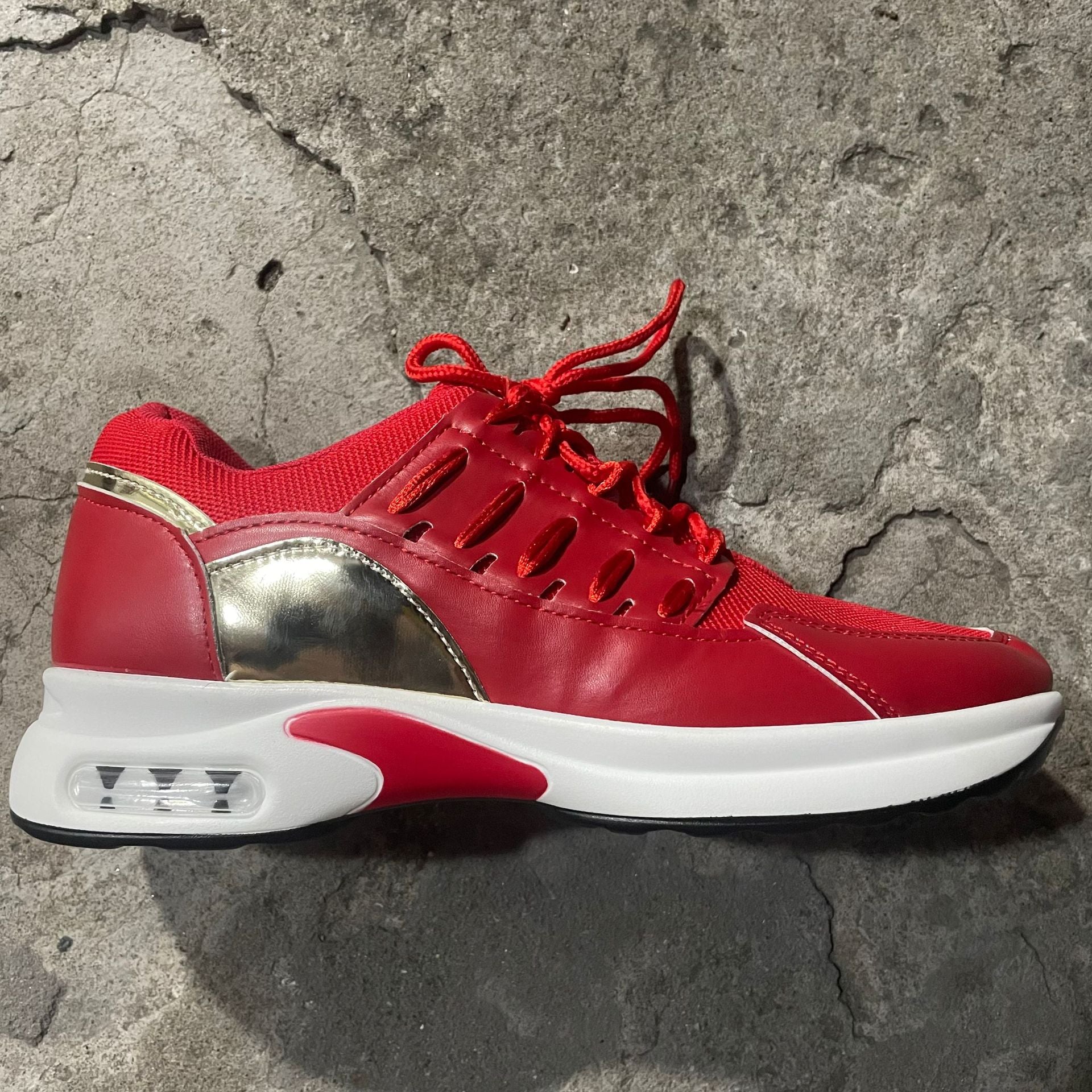 Adidași Ortopedici Eleganți pentru Fiecare Pas