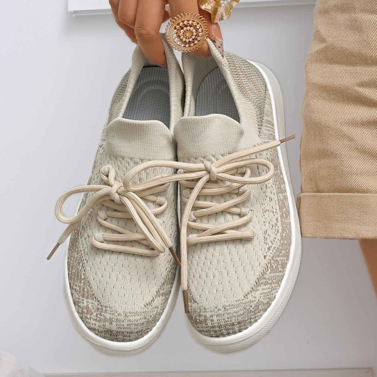 Adidași Ortopedici cu Inspirație Vintage