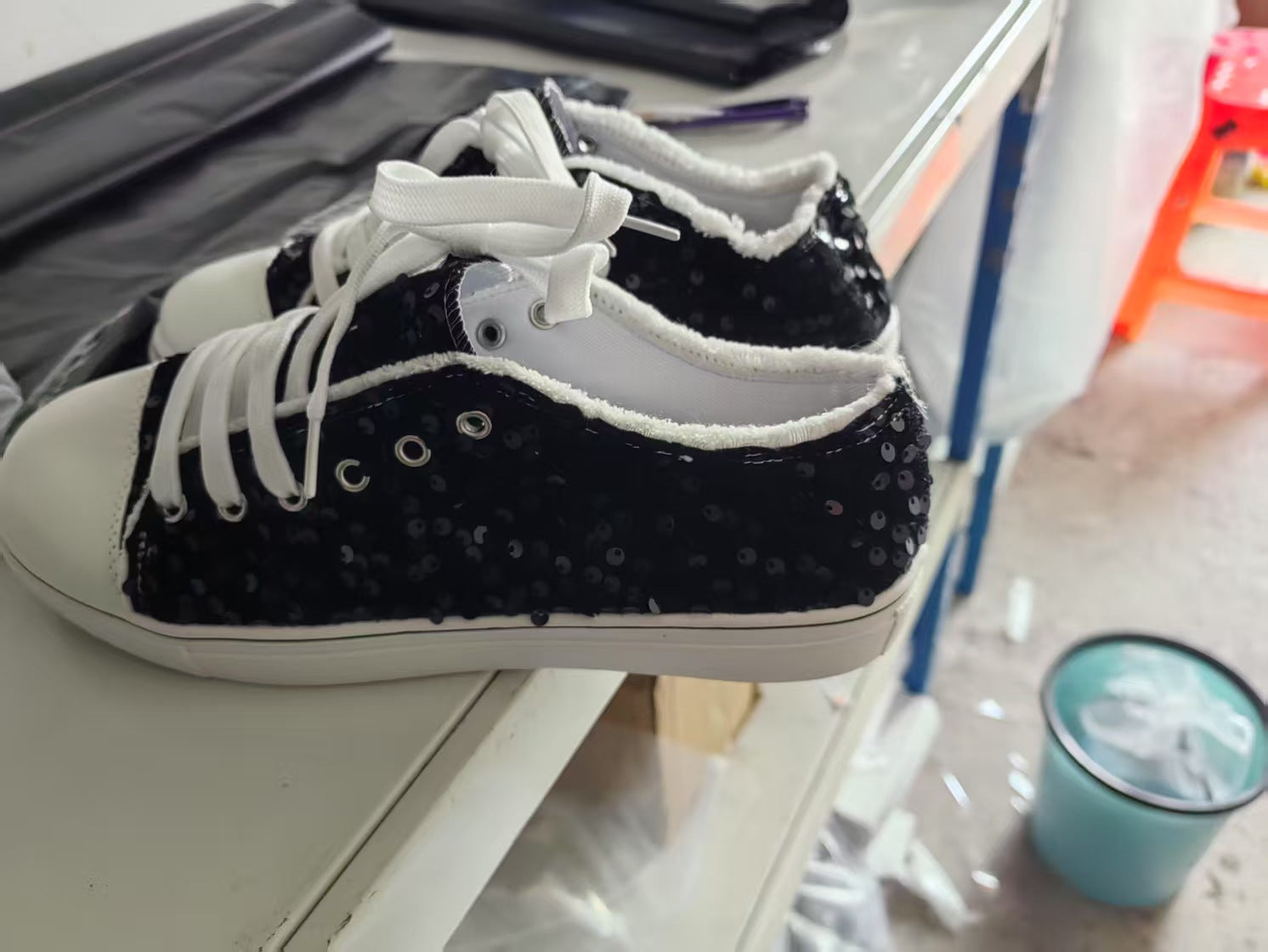 Adidași Ortopedici Frumos Confecționați