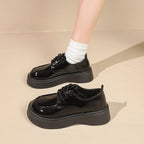 Adidași Ortopedici cu Inspirație Vintage