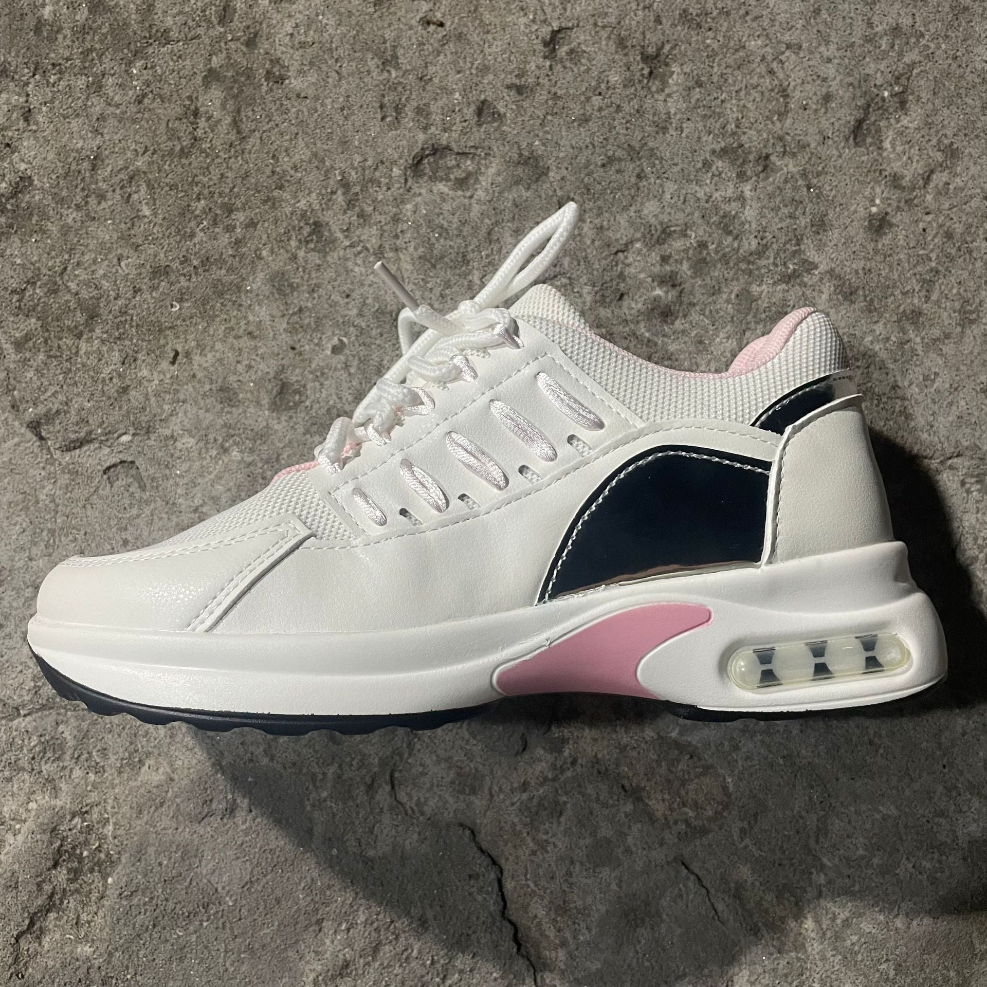 Adidași Ortopedici Eleganți pentru Fiecare Pas