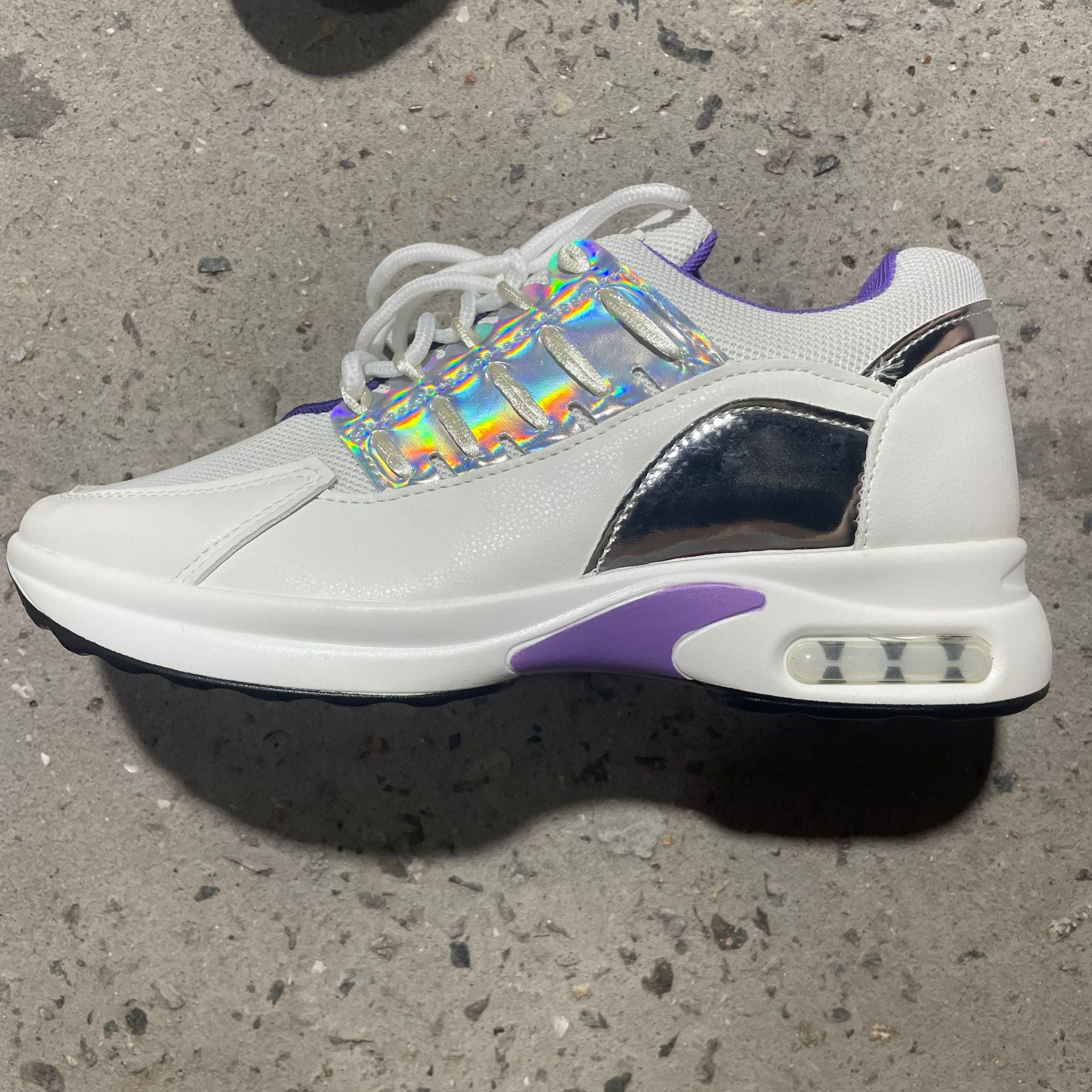 Adidași Ortopedici Eleganți pentru Fiecare Pas