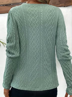 Pulover frumos confecționat