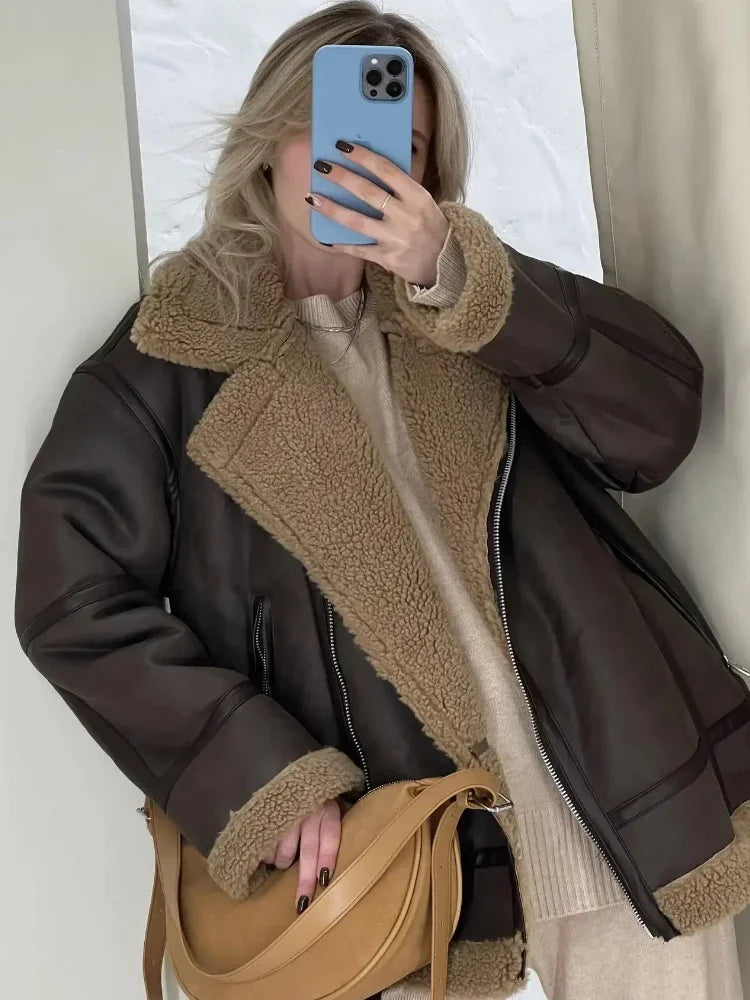 Jachetă cu inspirație vintage