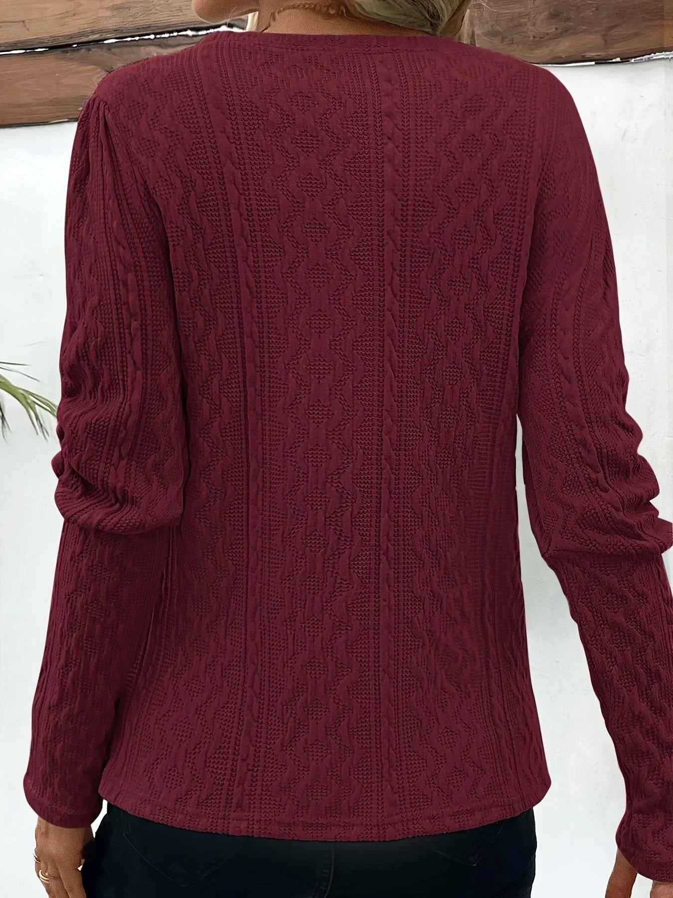 Pulover frumos confecționat