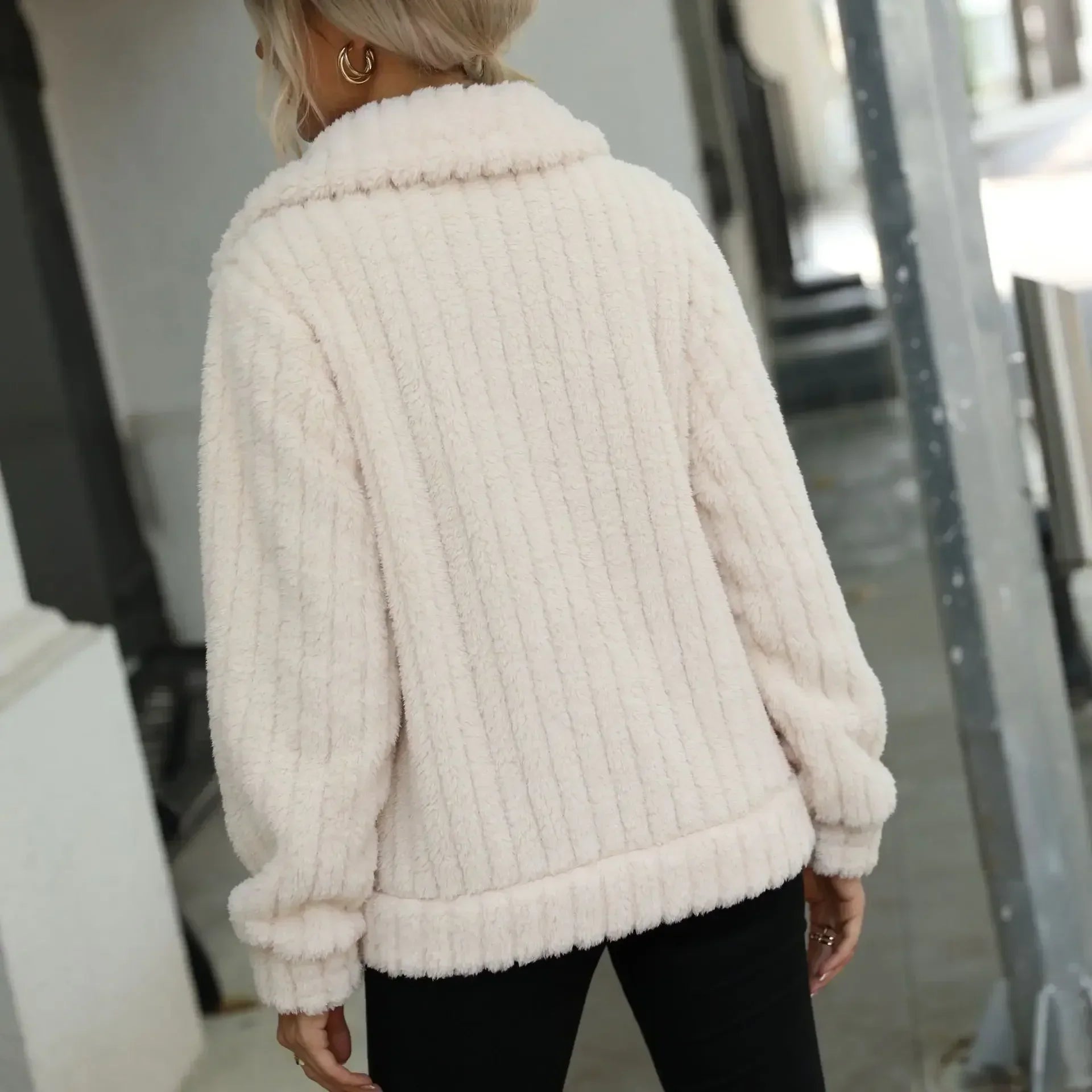 Jachetă cu design elegant