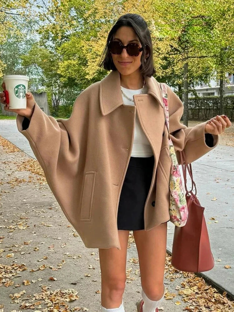 Jachetă cu design clasic