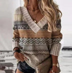 Pulover cu design atent