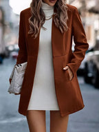 Jachetă cu design atent