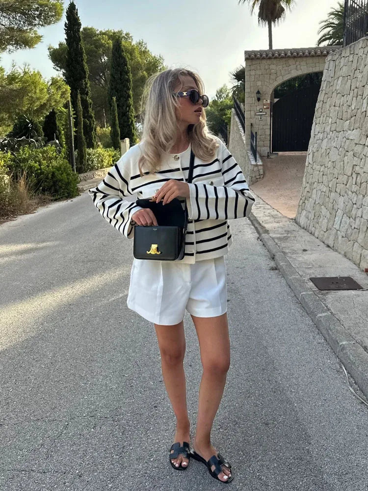 Pulover cu inspirație vintage