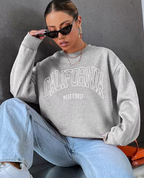 Pulover cu design atent